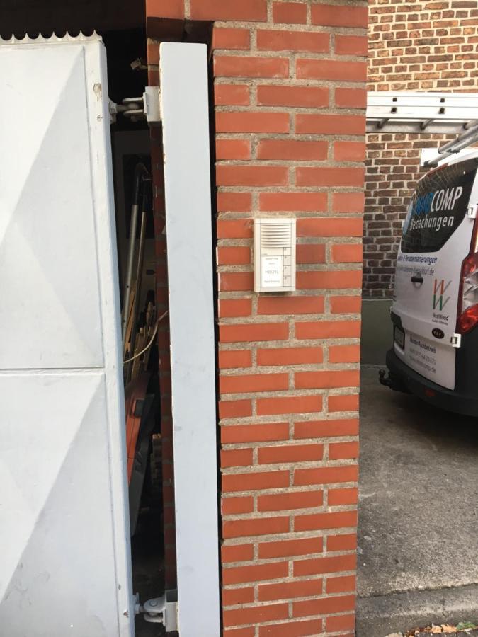 A Pousada Dormitorium Kaarst Wohnraum Auf Zeit Exterior foto