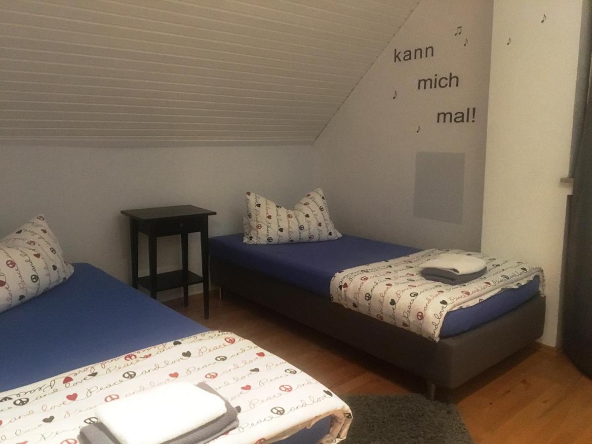 A Pousada Dormitorium Kaarst Wohnraum Auf Zeit Exterior foto