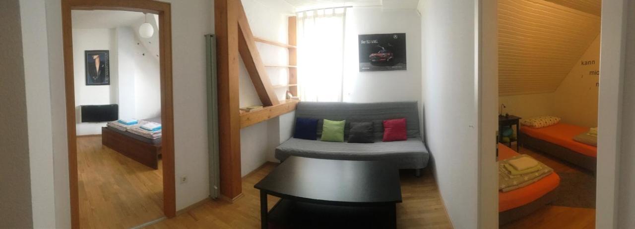 A Pousada Dormitorium Kaarst Wohnraum Auf Zeit Exterior foto